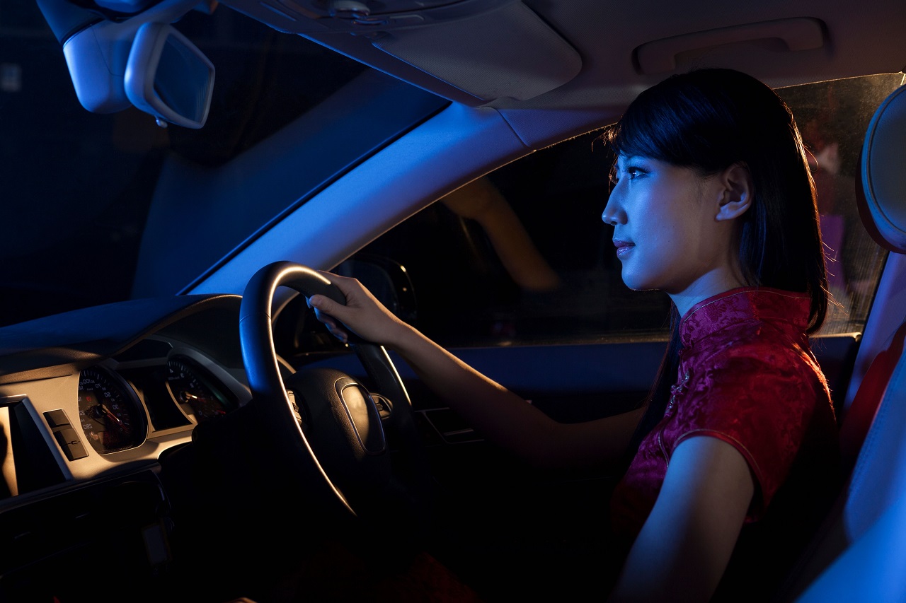 Stay safe when driving at night
