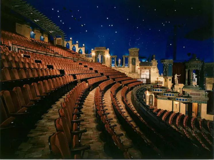 capitol-theatre-sydney-chairs