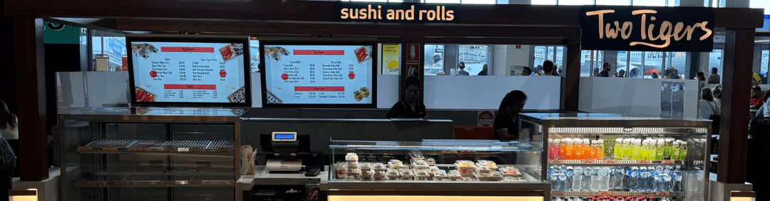 two-tigers-at-gold-coast-airport